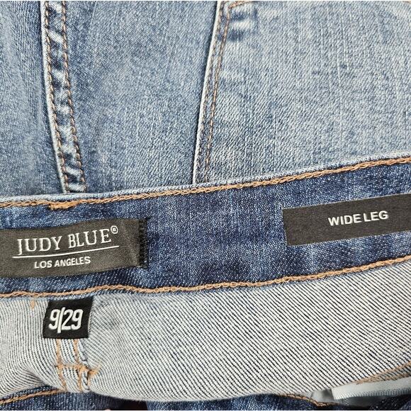 Judy Blue Wide Leg Jeans 29 Cropped Comfort Stretch Classic Blue Minimal Preppy - Picture 2 of 8